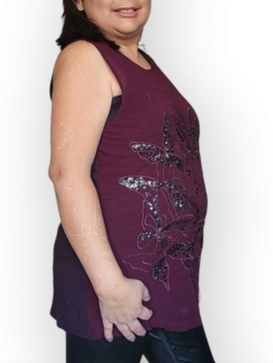 Reitmans Tops - Reitmans Womens Embellished Sleeveless Top in Deep Purple